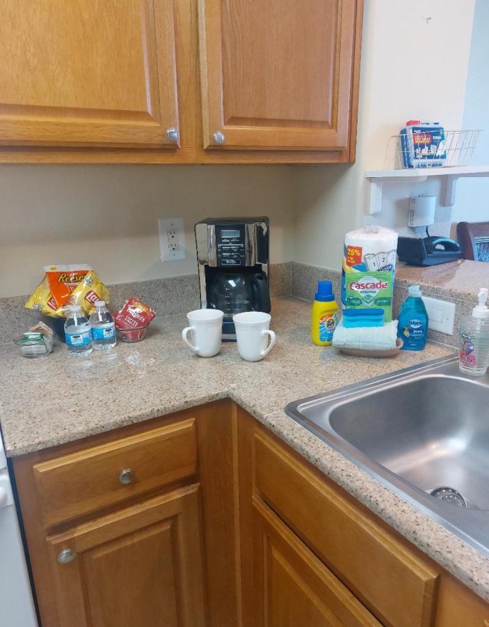 Disney Just 1 And A Quarter Mile Away, Blue Heron 1 Room 2 Bath,Amenities,6 Guests, Walk To Restaurants, No Fees At Check In Orlando Exteriér fotografie